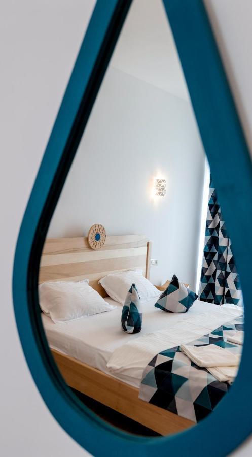 Conacul Olarilor Bed & Breakfast Baia de Fier Exterior photo